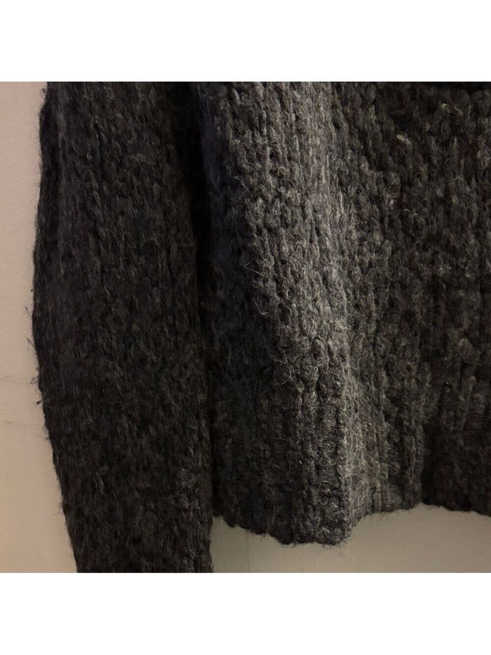 Everlane Charcoal Knit Pullover - Picture 5 of 6